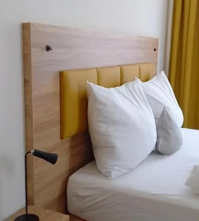 Mandelhof * Neustadt an der Weinstraße