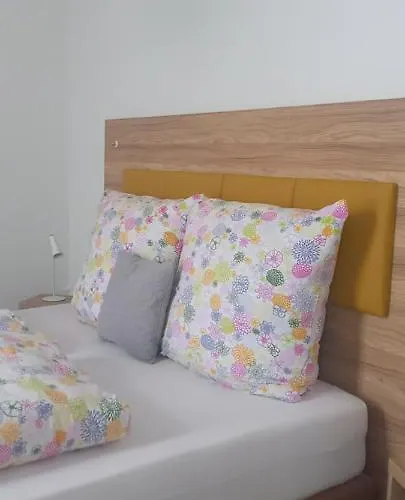 Mandelhof * Neustadt an der Weinstraße